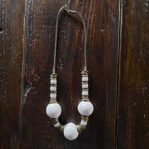 White and Gold Chunky Statement Necklace